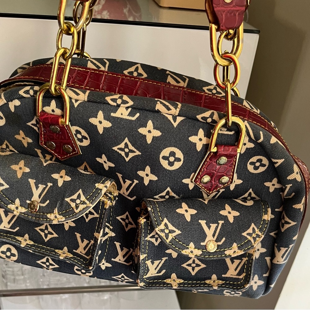 Monogram denim Canvas Shoulder Bag -
Very pretty look at all pictures. - Picture 4 of 16